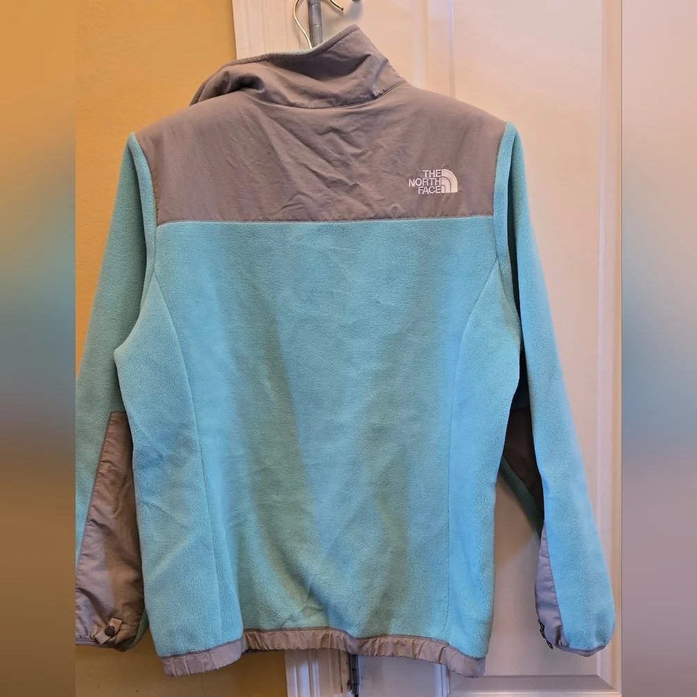 The North Face Denali Jacket - Aqua and Gray Girls XL (18) Or Adult XS